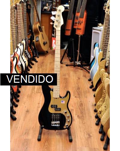 Fender American Deluxe Precision Bass